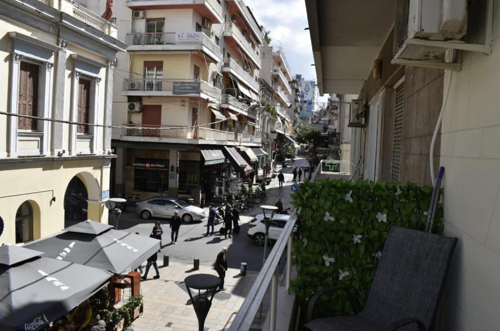 Modern Cozy Central Flat Patras Exterior photo